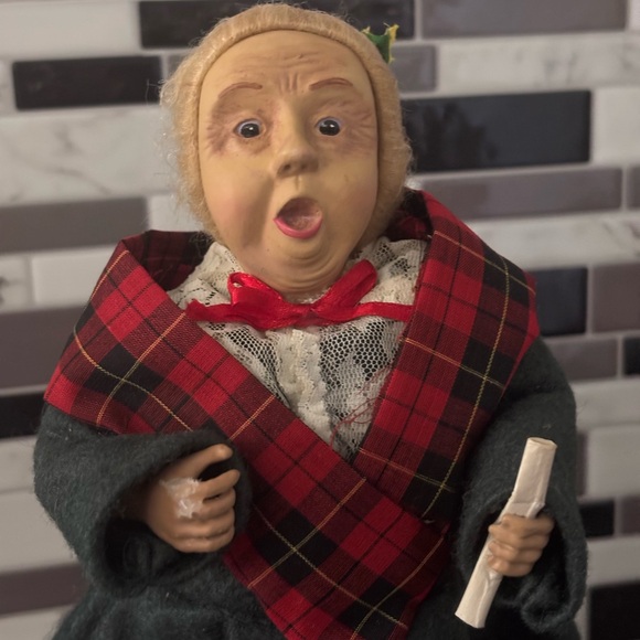 Byers Choice Carolers Five Men Women Boy Colonial Style 9-13 Inches No Marks - Picture 4 of 16